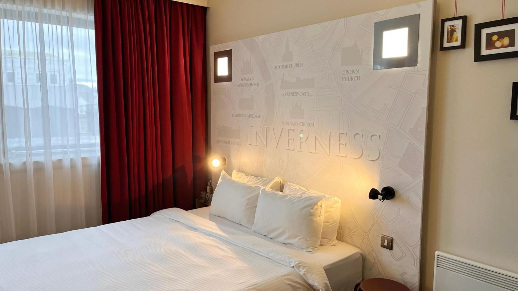 B&B Hotel Инвернес Екстериор снимка