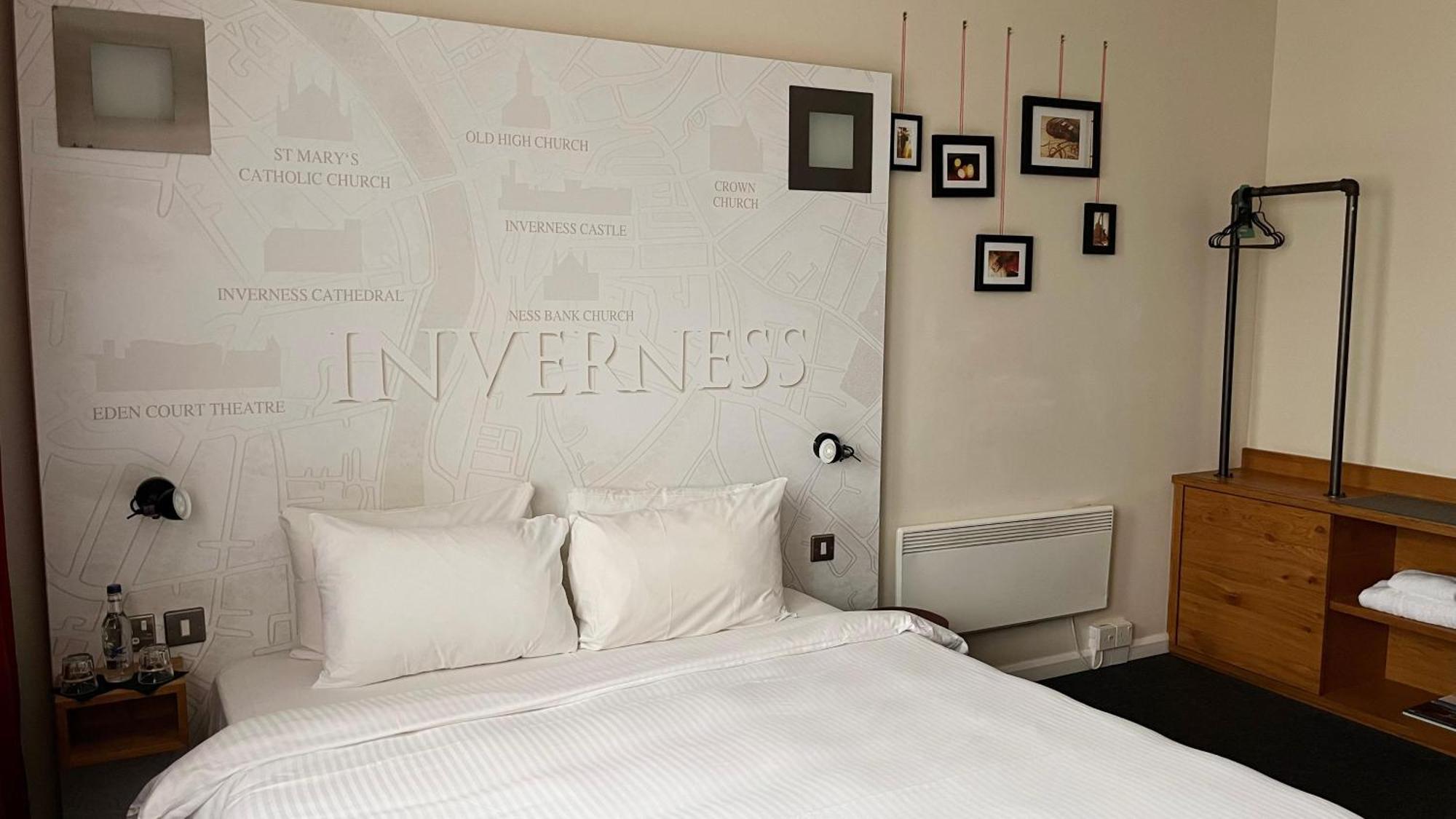 B&B Hotel Инвернес Екстериор снимка
