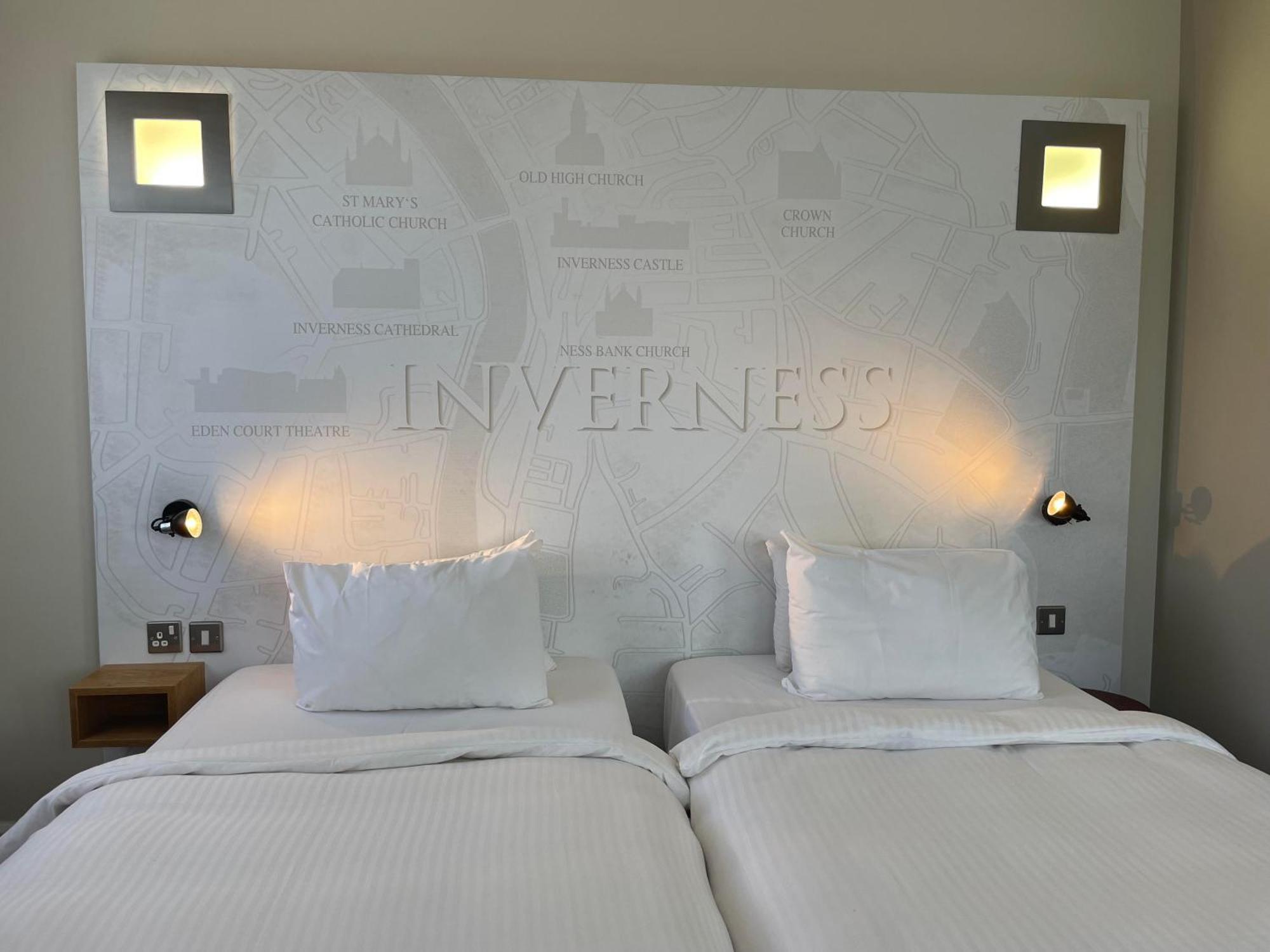 B&B Hotel Инвернес Екстериор снимка